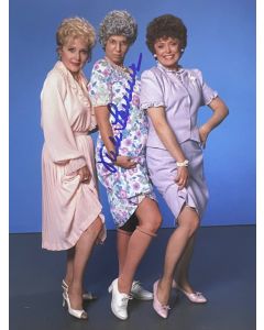Vicki Lawrence THE CAROL BURNET SHOW, MAMA'S FAMILY in person 8x10 signed #14
