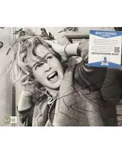 Tippi Hedren The Birds 8X10 w/Beckett COA #4