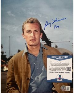 Roy Thinnes The Invaders 8X10 photo w/Beckett COA #11