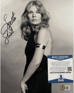 Loretta Swit 8X10 w/Beckett COA #2
