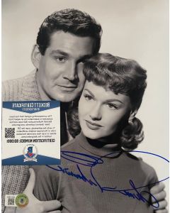 Ann Robinson War Of The Worlds 8X10 w/Beckett COA #2