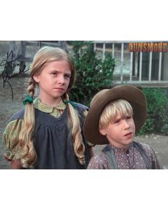 Geri Reischl GUNSMOKE Original Autographed 8X10 photo #5