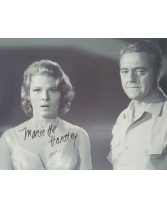 Mariette Hartley TWILIGHT ZONE signed 8x10 # G03