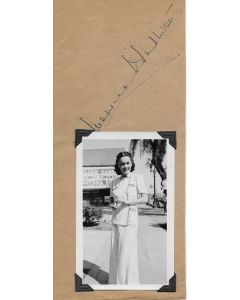 Maureen O'Sullivan (1911-1998) vintage signed page w/photo