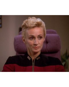 Natalia Nogulich-Trek Closeup