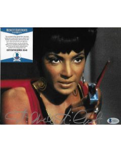 Nichelle Nichols Star Trek 8X10 w/Beckett COA 13