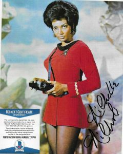 Nichelle Nichols Star Trek 8X10 w/Beckett COA 2