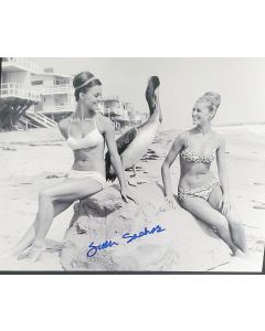 Salli Sachse RIP HOW TO STUFF A WILD BIKINI signed 8x10 # G12