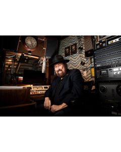 "Shotgun Tom" Kelly-studio