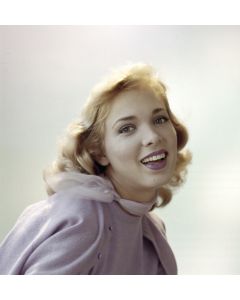 Gloria Tennes